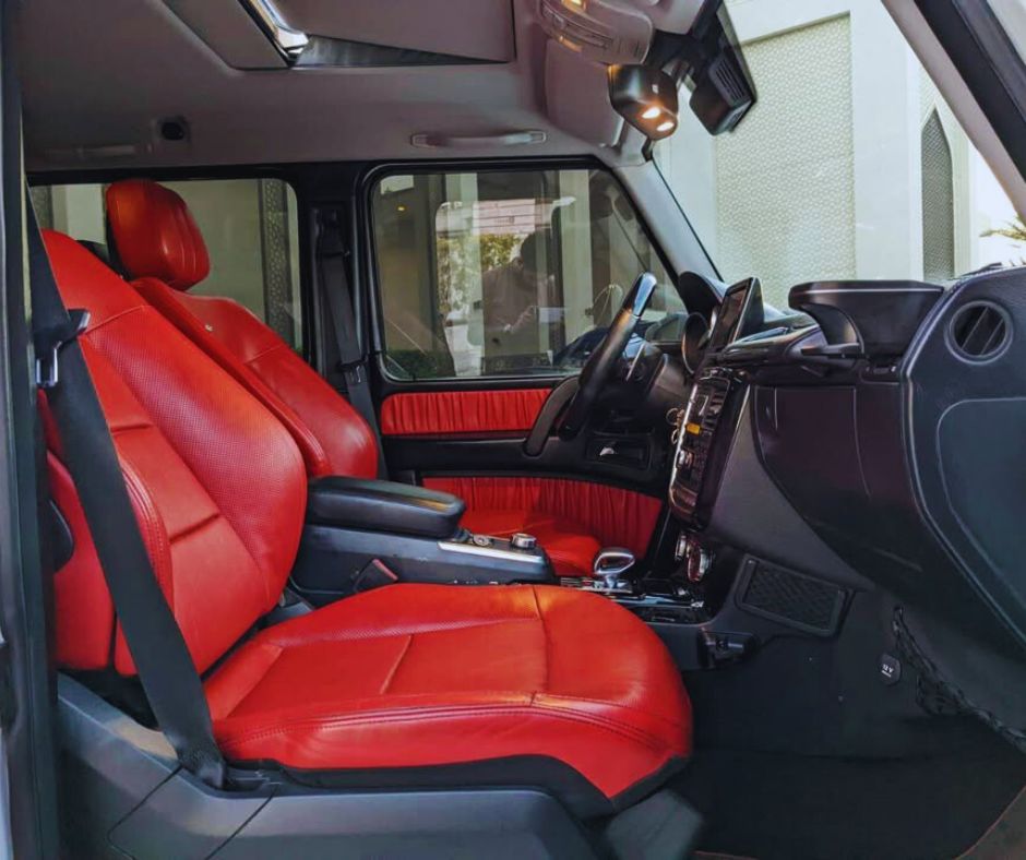 Mercedes G-Class Interior