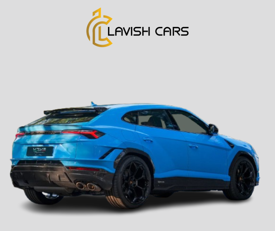 Lamborghini Urus side view