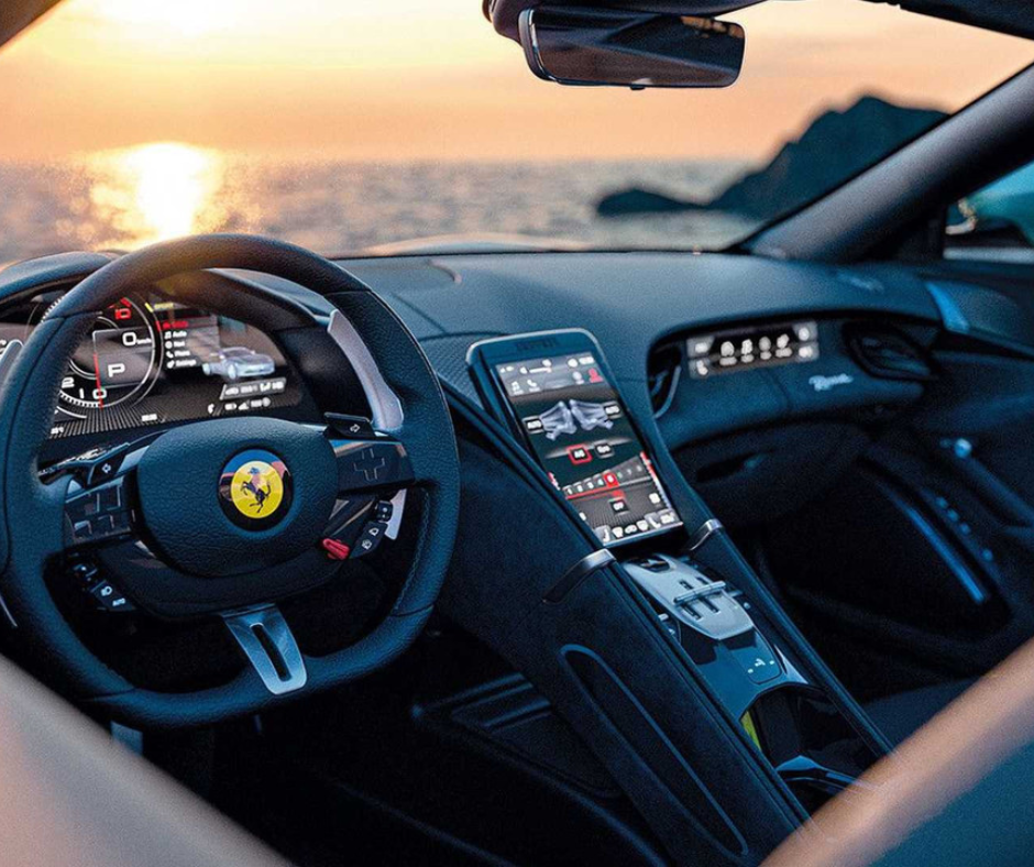 Ferrari Roma Spider interior