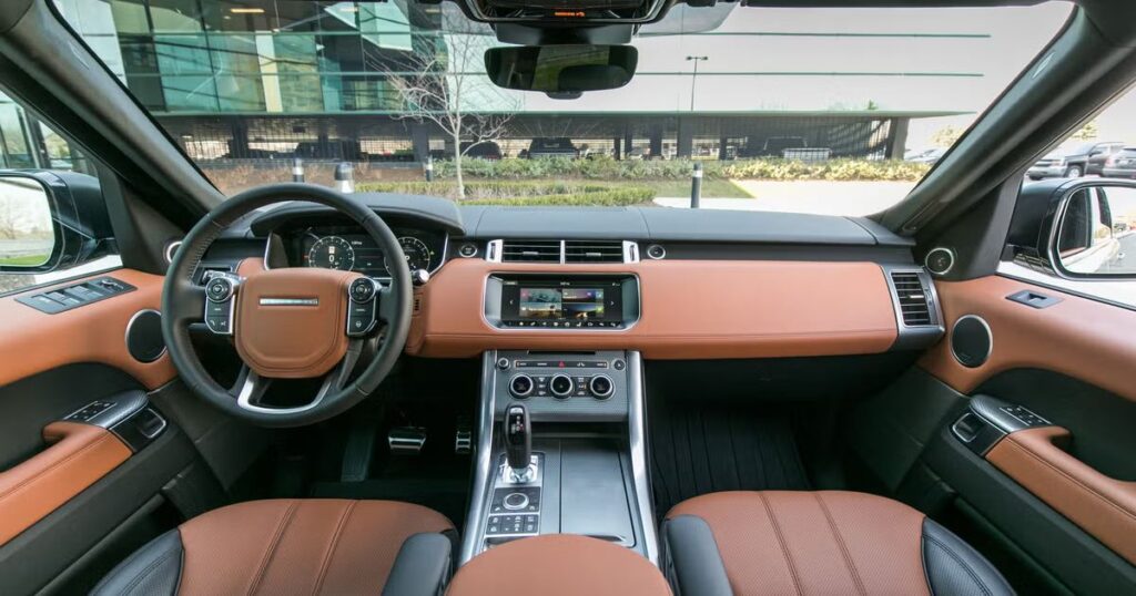 Rent a RANGE ROVER SVR in dubai