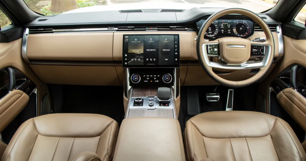 Rent a RANGE ROVER Vogue SV in dubai